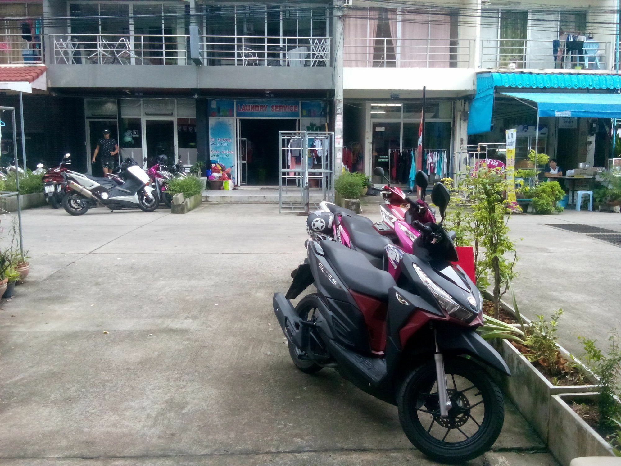 Sunshine Guesthouse Patong Exterior photo