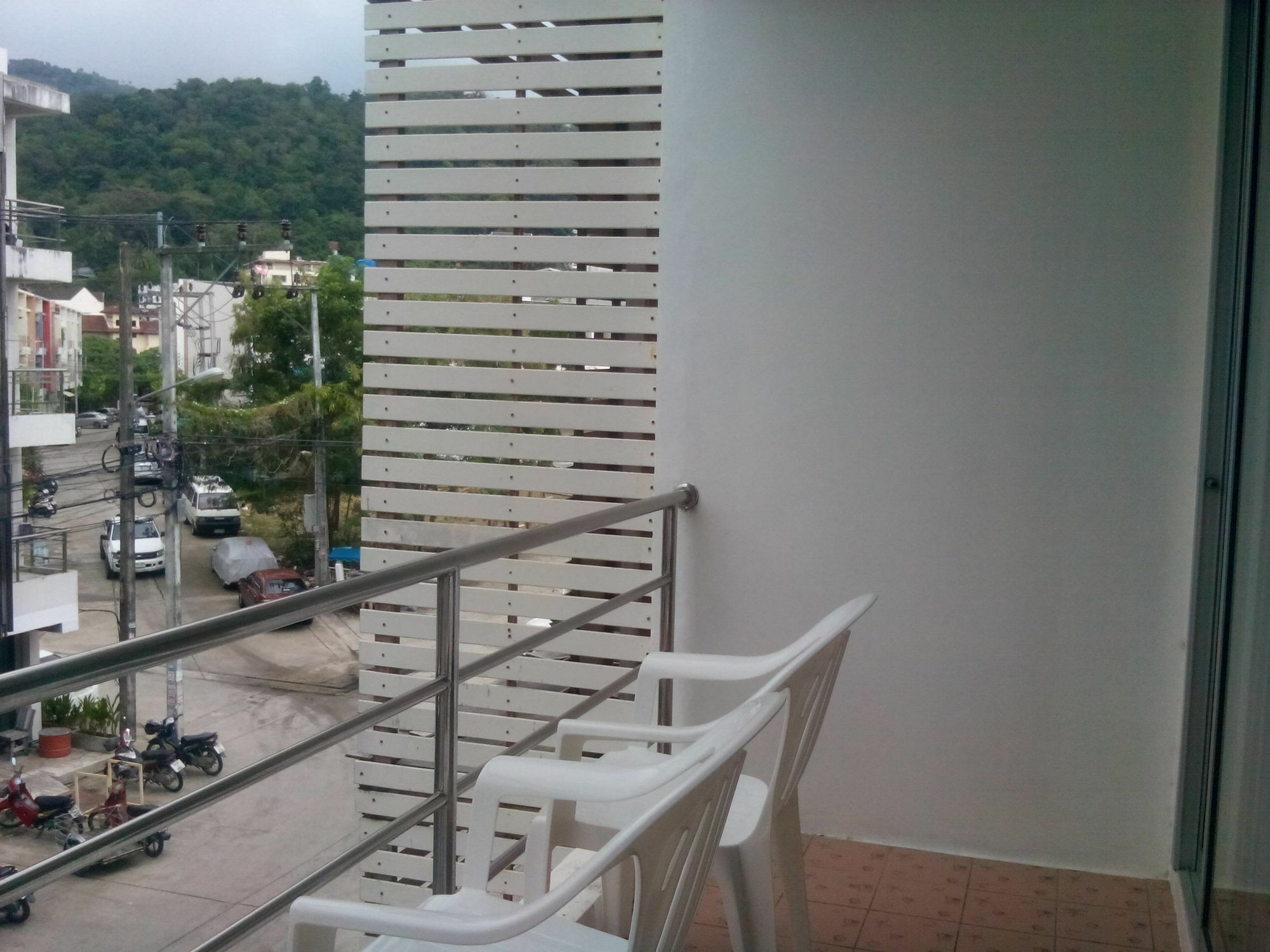 Sunshine Guesthouse Patong Exterior photo