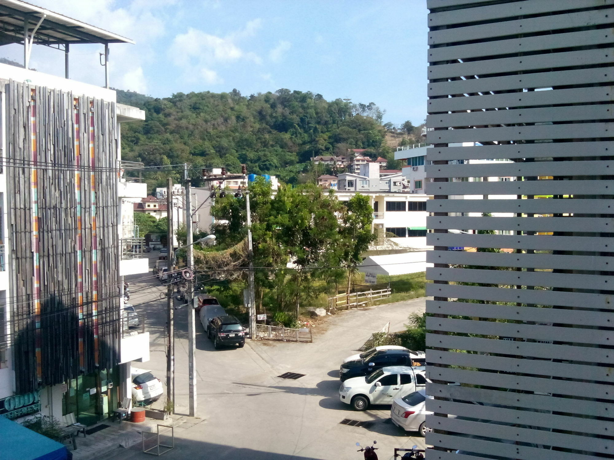 Sunshine Guesthouse Patong Exterior photo